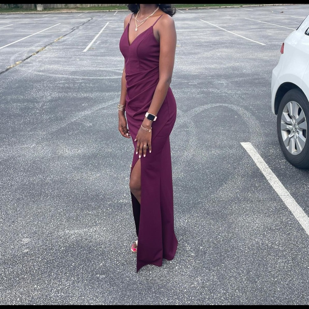 Dress, burgundy